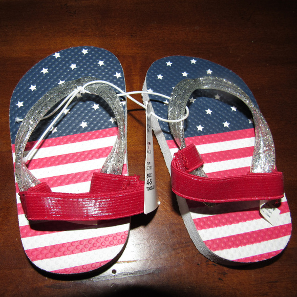 toddler girl red flip flops